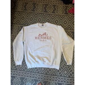 Gildan Sweatshirt Medium White Longsleeve Pullover Casual